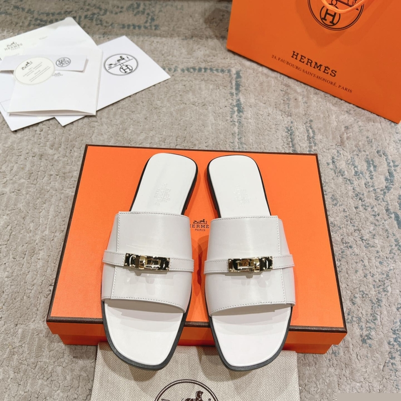 H**mes slippers